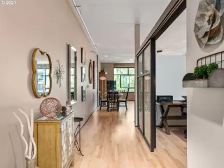 Photo #5: 21088235 Listing 