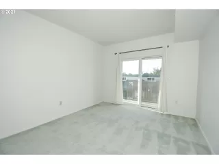 Photo #3: 21088405 Listing