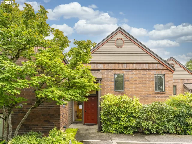 MLS: 21088571 Condo For Sale