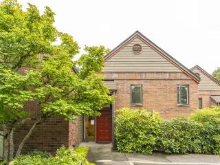 Photo #2: 21088571 Listing