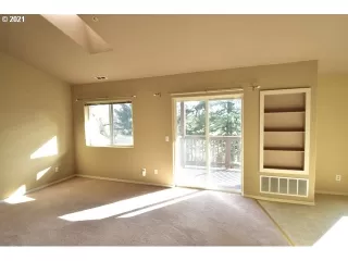 Photo #4: 21088876 Listing