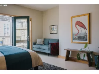 Photo #3: 210896649 Listing 