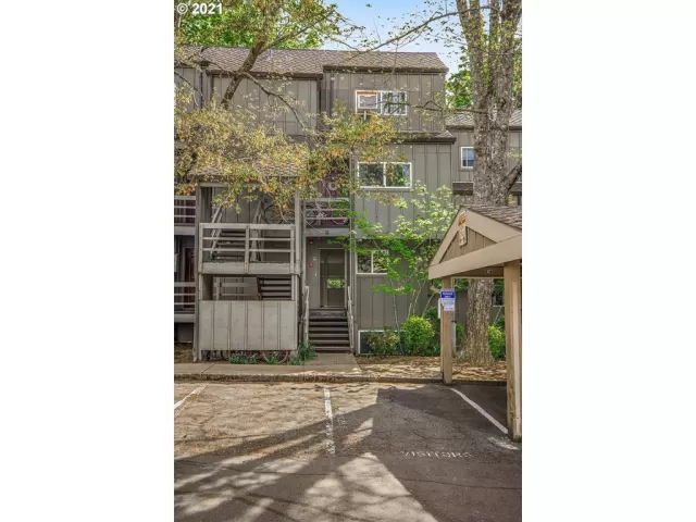 MLS: 21090584 Condo For Sale