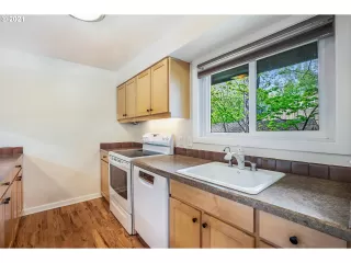 Photo #3: 21090584 Listing 