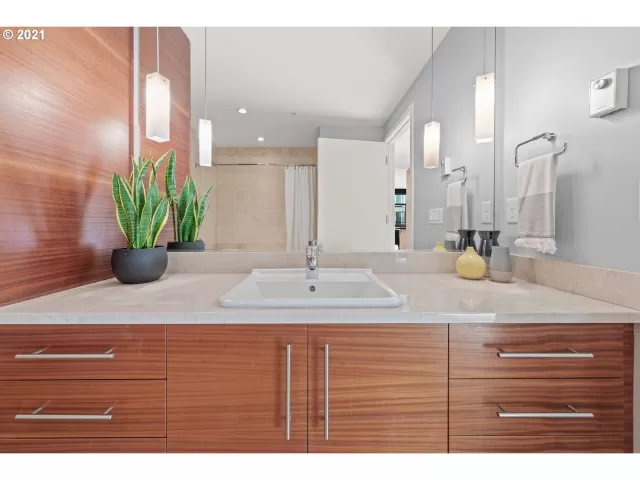 MLS: 21092919 Condo For Sale