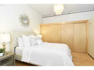 Photo #6: 21094950 Listing 