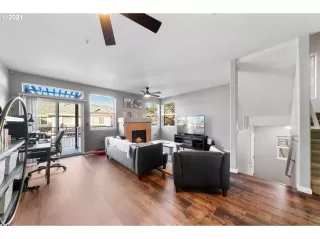 Photo #1: 21095100 Listing