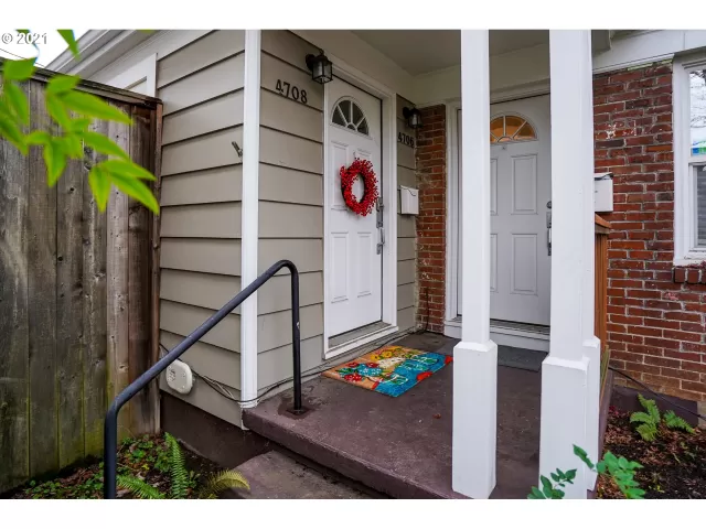 MLS: 21095729 Condo For Sale