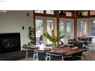 Photo #1: 21095786 Listing