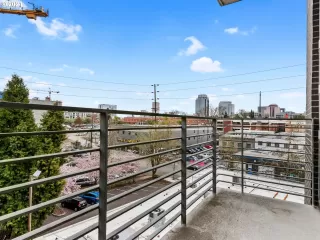 Photo #2: 21095841 Listing