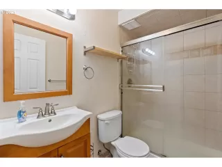 Photo #3: 21096144 Listing 