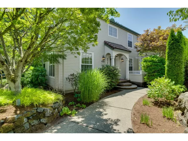 MLS: 21096703 Condo For Sale