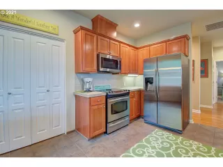 Photo #5: 21097027 Listing 