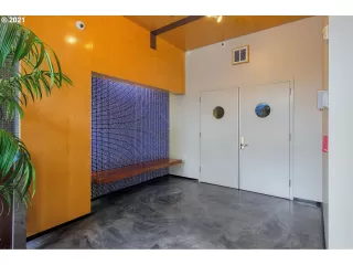 Photo #1: 21097379 Listing 