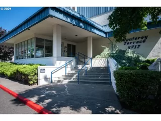 Photo #2: 21098275 Listing 