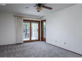 Photo #3: 21098275 Listing 