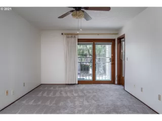 Photo #4: 21098275 Listing 