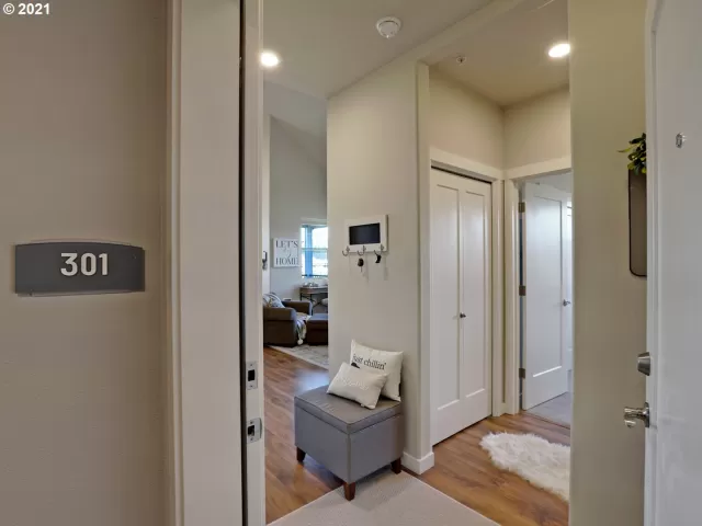 MLS: 21098312 Condo For Sale