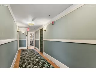 Photo #3: 21098835 Listing 