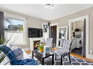 Photo #4: 21098835 Listing 