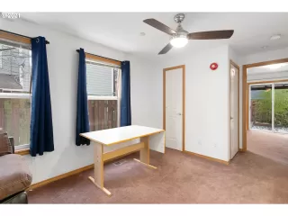 Photo #2: 21100614 Listing