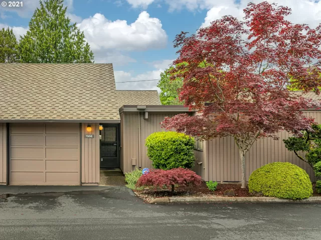 MLS: 21101217 Condo For Sale