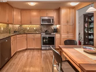 Photo #2: 21101217 Listing 