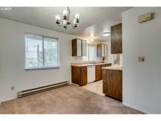 Photo #6: 21102849 Listing 