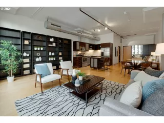 Photo #6: 21102971 Listing 