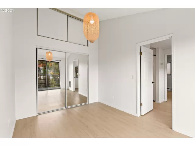 MLS: 21103054 Condo For Sale