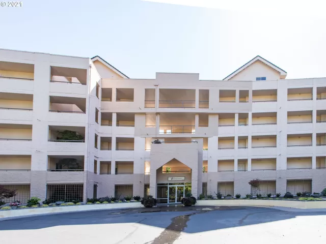 MLS: 21103313 Condo For Sale