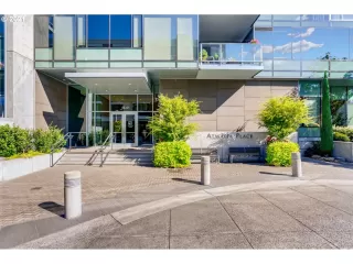 Photo #1: 21104698 Listing