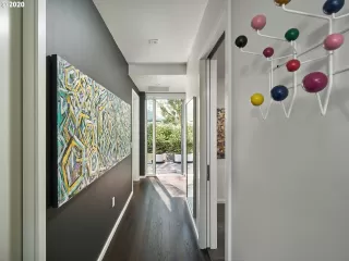 Photo #3: 21104718 Listing