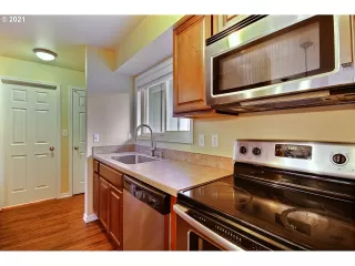 Photo #3: 21104844 Listing 