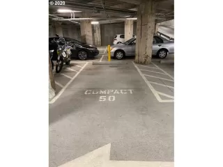 Photo #1: 21105752 Listing 