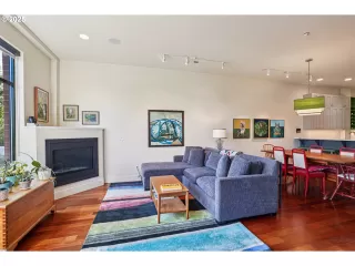 Photo #6: 211060500 Listing