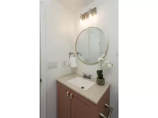 Photo #5: 21106523 Listing 