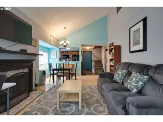 Photo #1: 21106936 Listing