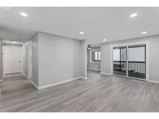 Photo #1: 21107294 Listing