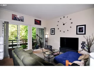 Photo #2: 21107413 Listing 