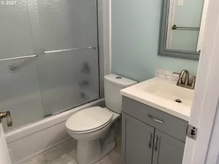 Photo #3: 21107715 Listing