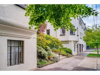 Photo #1: 21108258 Listing