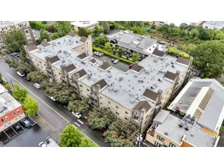 Photo #1: 211086471 Listing 