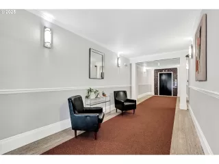 Photo #4: 211086471 Listing 