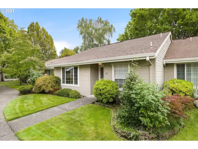 MLS: 21109147 Condo For Sale