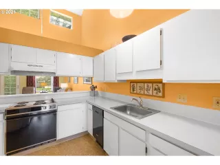 Photo #1: 21109147 Listing