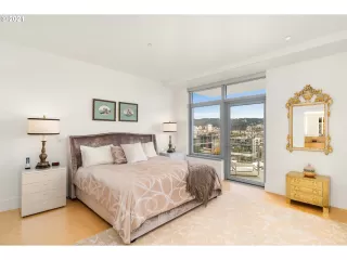 Photo #5: 21109633 Listing 