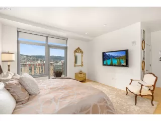 Photo #6: 21109633 Listing 