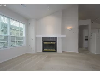 Photo #4: 21109707 Listing 