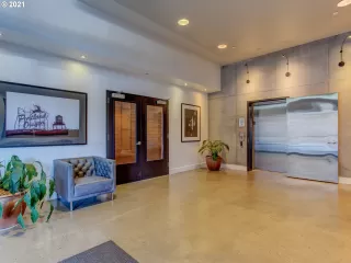 Photo #2: 21111065 Listing 